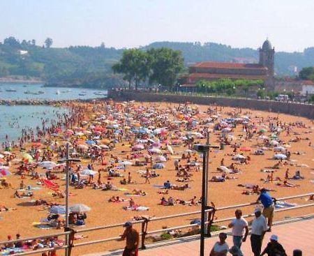 Precioso Apartamento En Luanco Junto A La Playa Kültér fotó