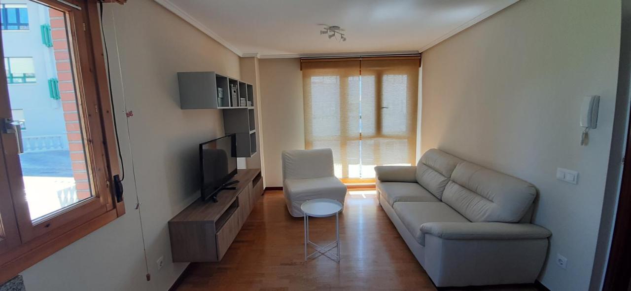 Precioso Apartamento En Luanco Junto A La Playa Kültér fotó